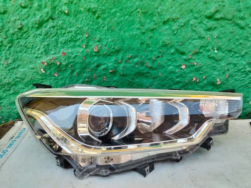 Faro Derecho Suzuki Ertiga 2019-2025 Original Derecho/pasajero, foto 1