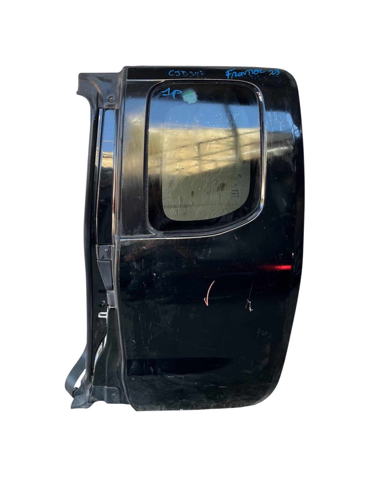 Nissan Frontier 2019 - 2023 Puerta Trasera Izquierdo Usado Original, foto 1