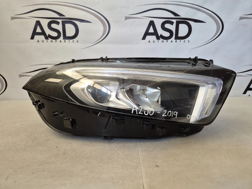 Faro Derecho Mercedes Benz A250 2019 (con Detalle) Derecho/p Derecho/pasajero, foto 1