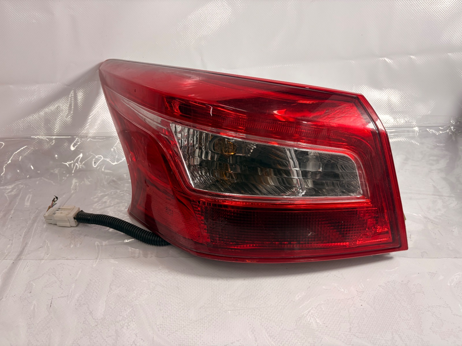 Nissan Sentra 2016 - 2019 Calavera Trasera Izquierdo Usado Generico, foto 1