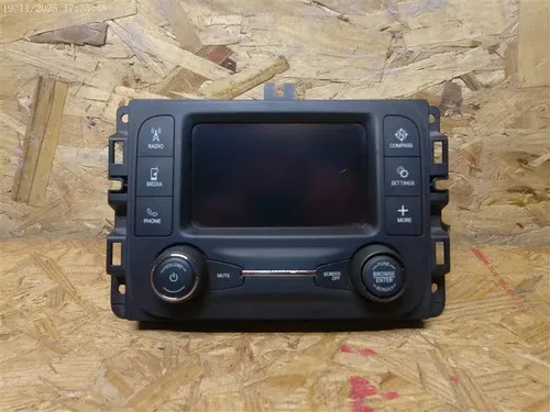 Pantalla Estereo Ram 2013-2019 Uconnect 8.4 PuLG 6231 Negro, foto 1